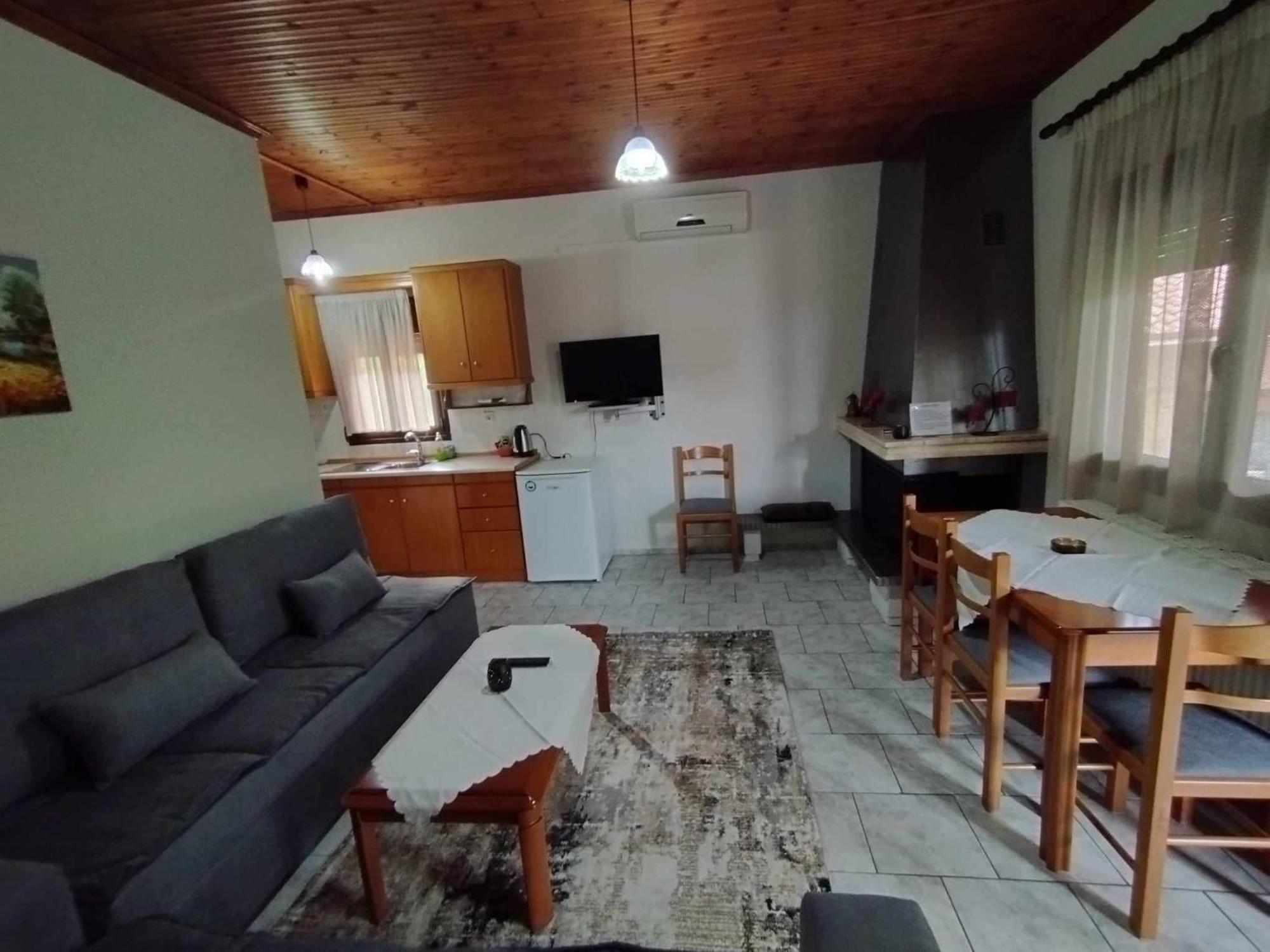 Guesthouse Mythos Orma Ngoại thất bức ảnh