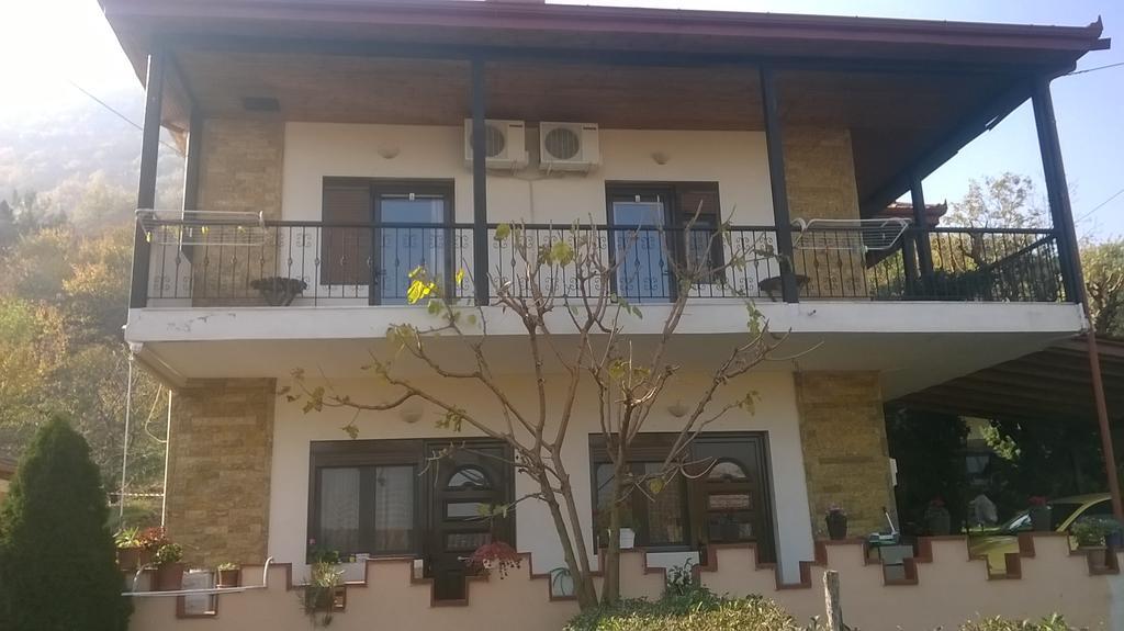 Guesthouse Mythos Orma Ngoại thất bức ảnh